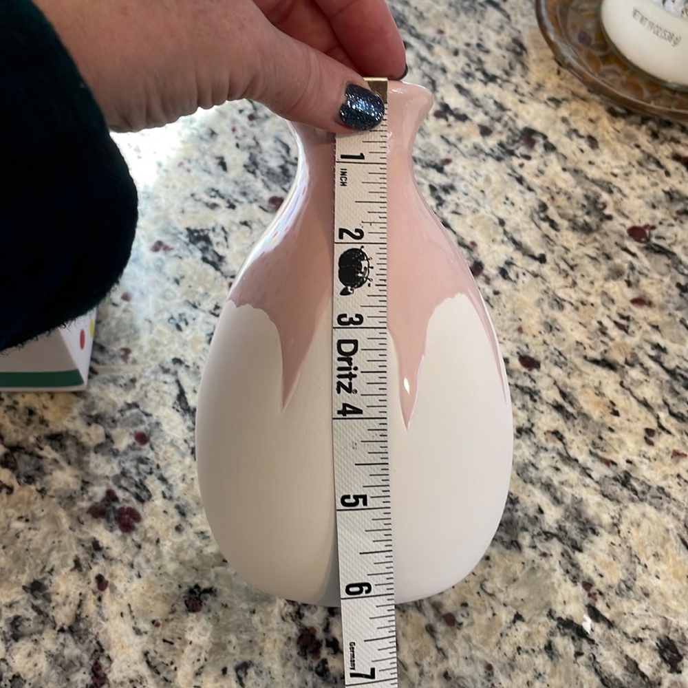 Isaac Mizrahi XO sienna pink ceramic new in box small vase - Picture 8 of 11